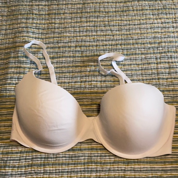 NWOT Victoria’s Secret Demi cup bra, Size 38DD - Picture 1 of 4